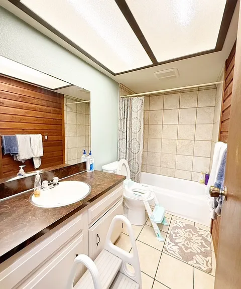 710 Parkway Ct NE — Photo 38