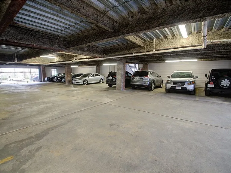 2606 Rio Grande St #101 — Photo 22