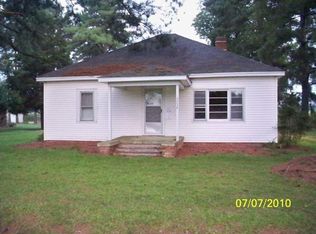 5958 Elks Rd, Grimesland, NC 27837