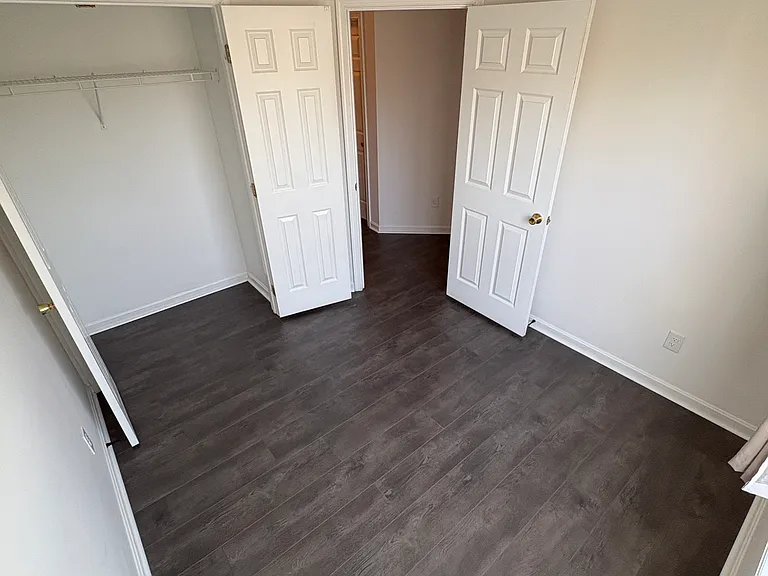 305 Mount Royal Ave — Photo 15