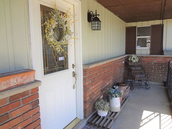 2nd image of 6930 Beechwood Dr