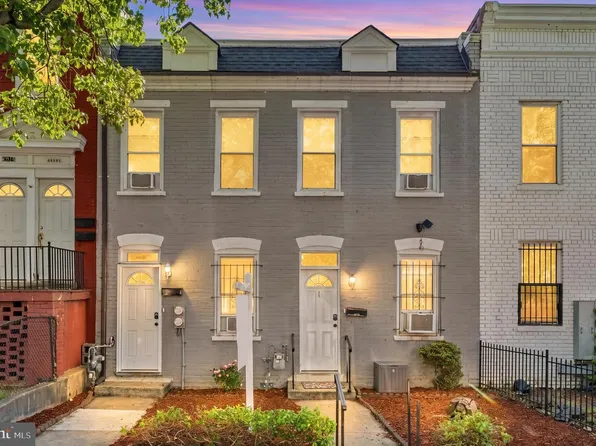 2015 4th St NE, Washington, DC 20002