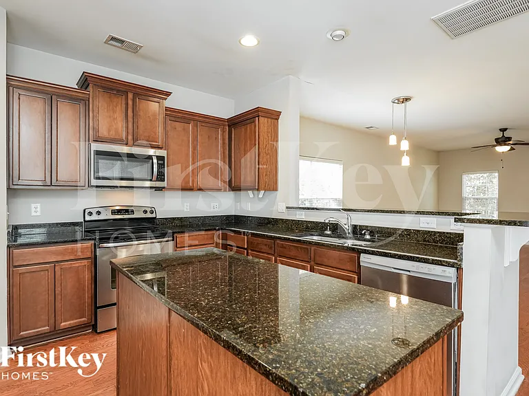 2901 Maybry Dr — Photo 8