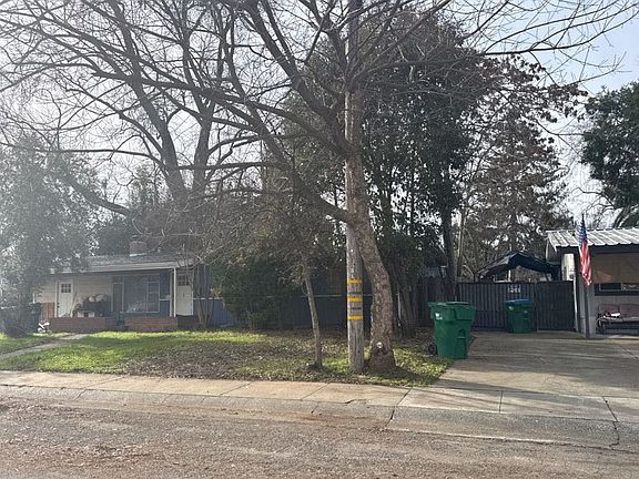 2nd image of 2121 Howard Dr
