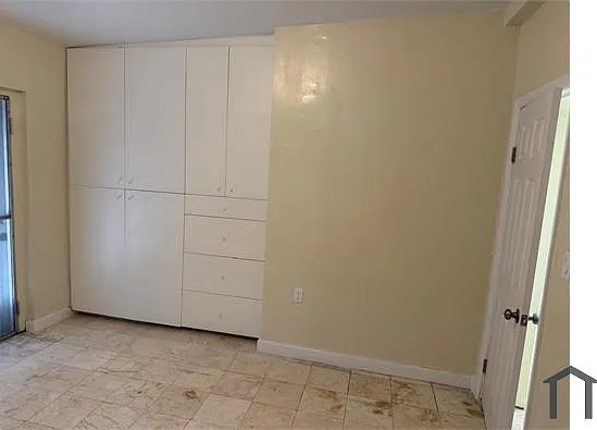1710 Jefferson Ave — Photo 3
