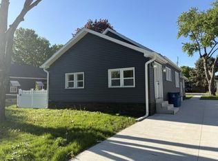 425 W Cleveland St, Spring Valley, IL 61362