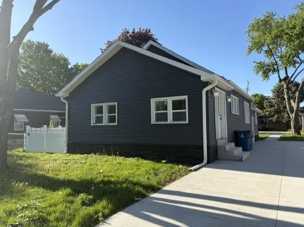 425 W Cleveland St, Spring Valley, IL 61362