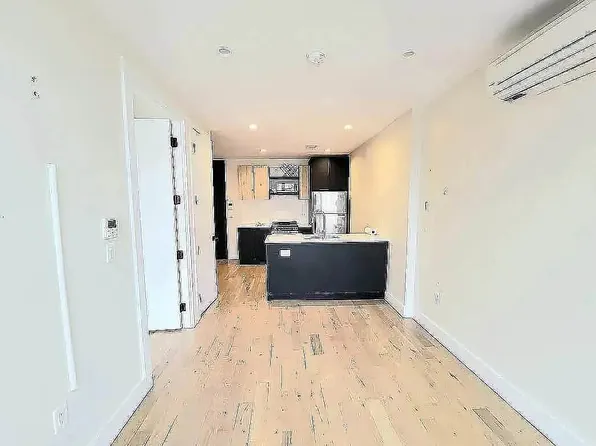 333 Cypress Avenue image 1 of 6