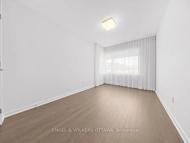 699 Honeydew St — Photo 24