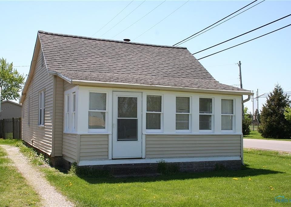 1st image of 327 Gardner Ave