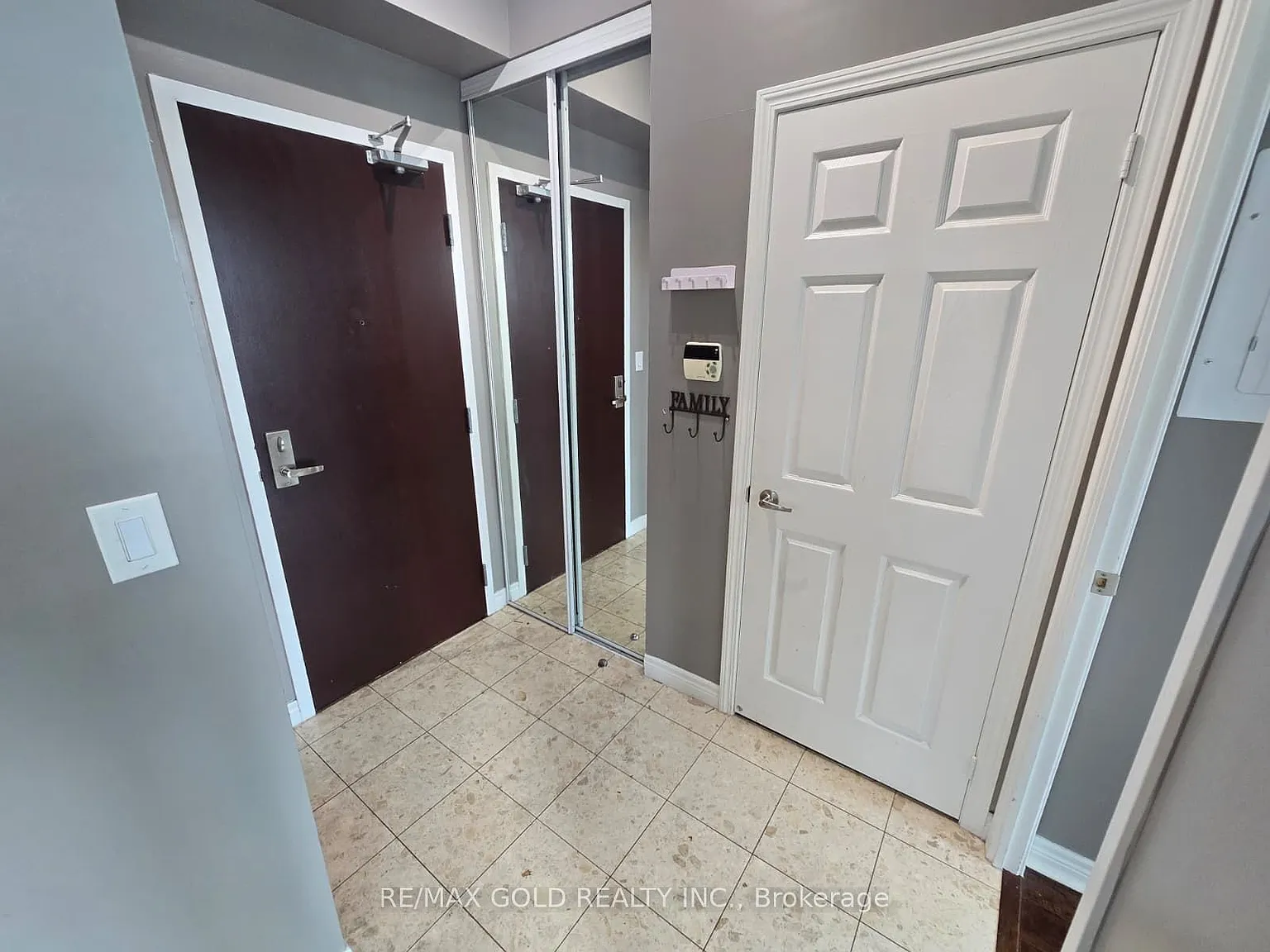 2 bed, $2,700 — Photo 2