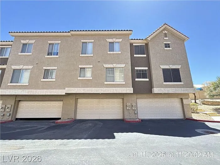 316 Fountain Crossing Ln — Photo 27