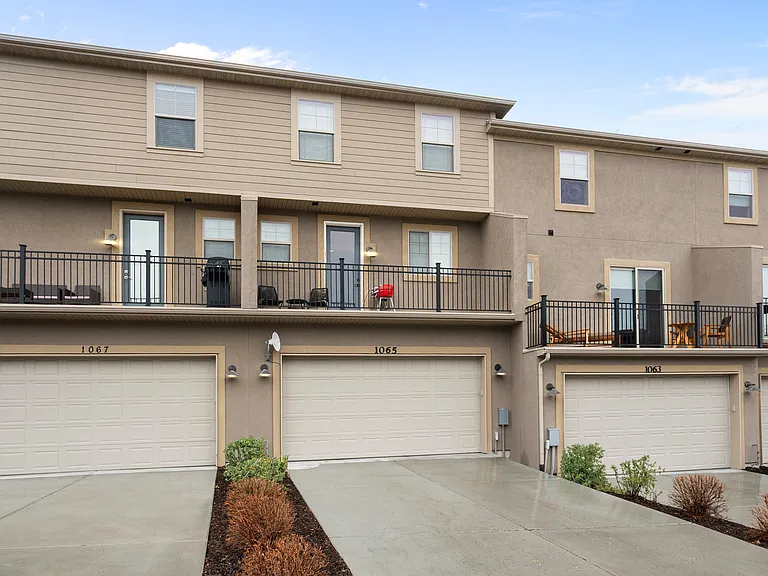 1065 W Wasatch Springs Rd — Photo 22