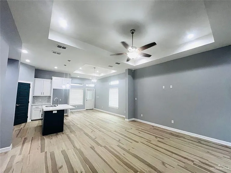 4124 S Shaquille Ave — Photo 3