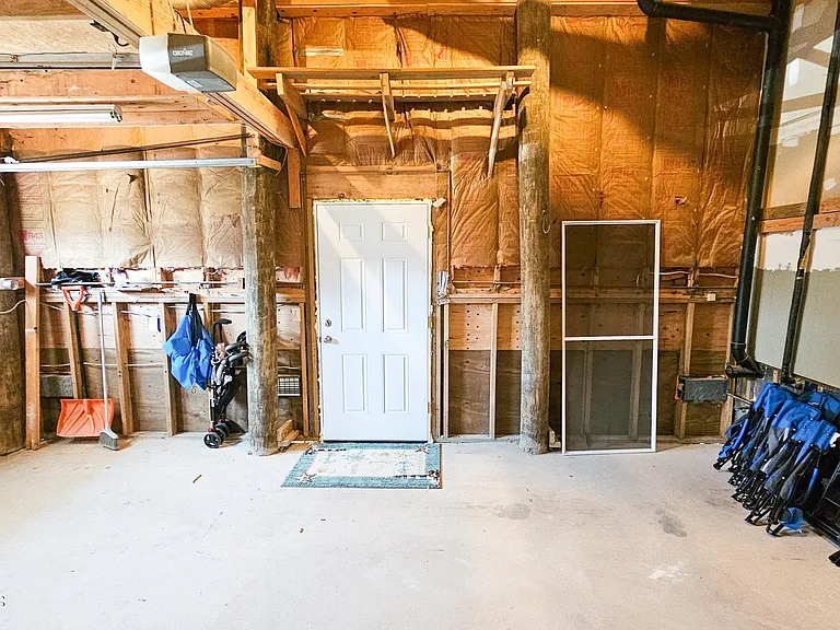 1386 Paul Blvd — Photo 19
