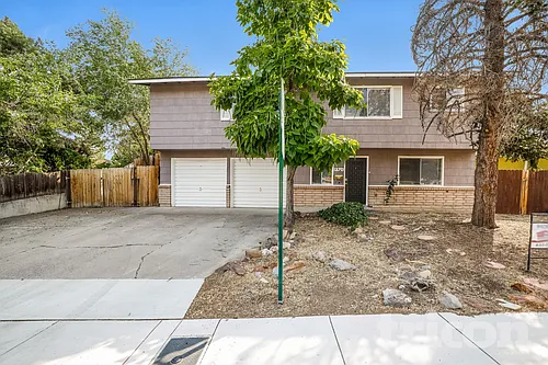 1270 Kings Row Photo 1