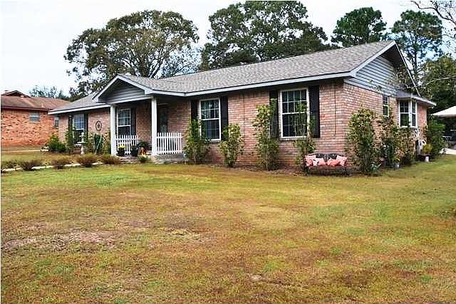 1st image of 7572 Tara Dr N