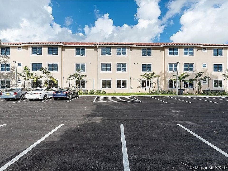 1st image of 2575 SW 64th Ave #8