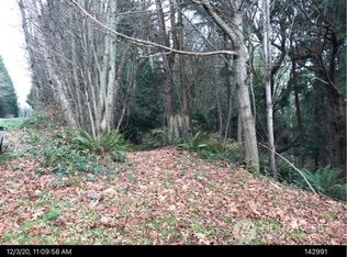 70 Sills Rd, Clinton, WA 98236