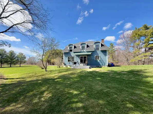 79 S Pleasant Street, Bowdoinham, ME 04008