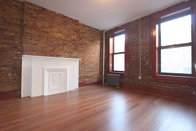 1st image of 338 W 19th St #2E