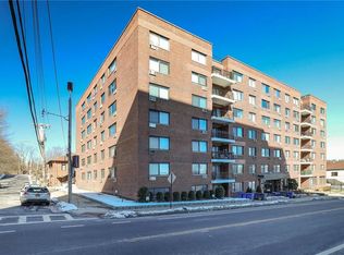 25 Lake St APT 3H, White Plains, NY