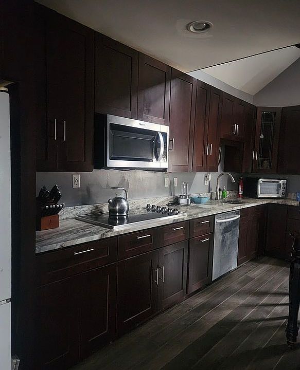 2nd image of 1369 Becknel Ave