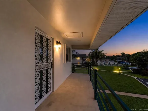 1900 S Kanner Hwy APT 7-202, Stuart, FL 34994