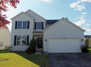 336 Daffodil Dr, Romeoville, IL 60446