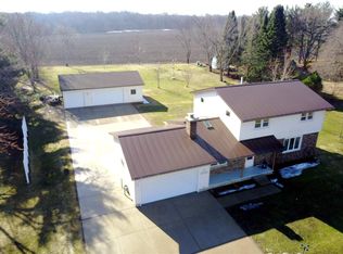 3767 Park Knoll Dr, Madison, WI 53718