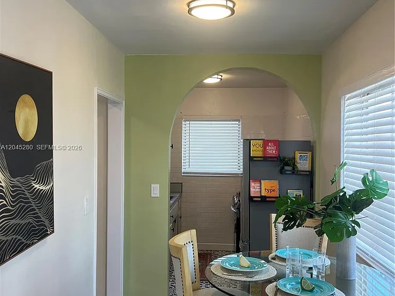 7720 Harding Ave #8 — Photo 14