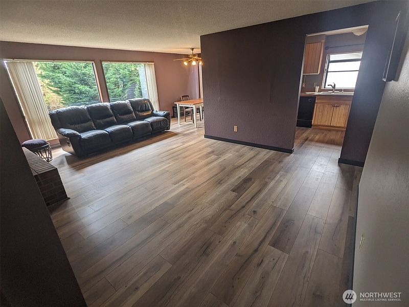 3rd image of 22718 SE 321st Place