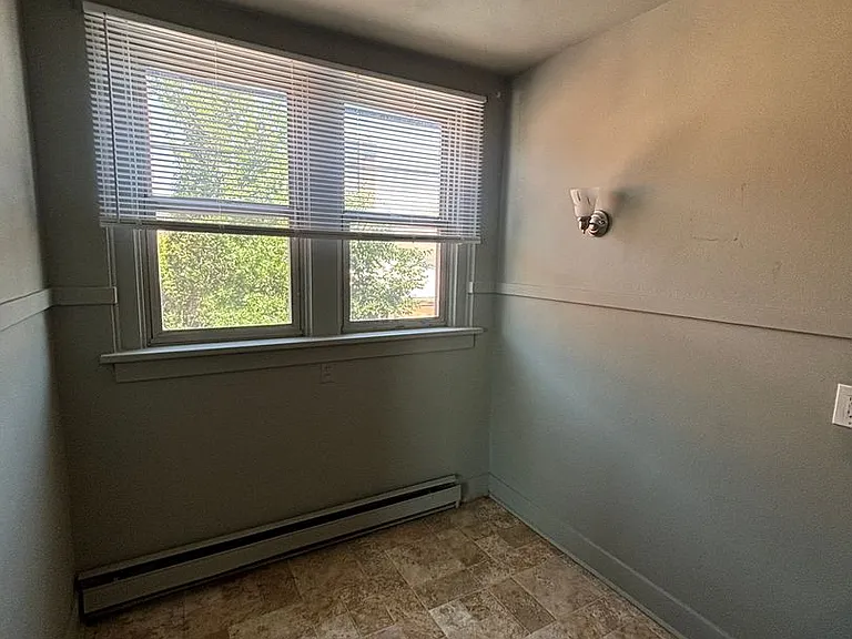 16 S 27th St — Photo 11