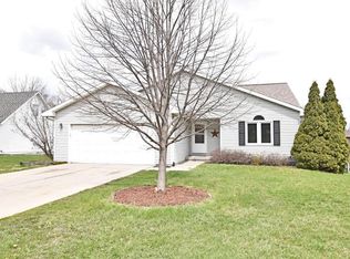 318 Thomas Dr, Marshalltown, IA 50158