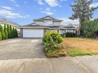 3504 Creston Dr, Abbotsford, BC V2T 5B8