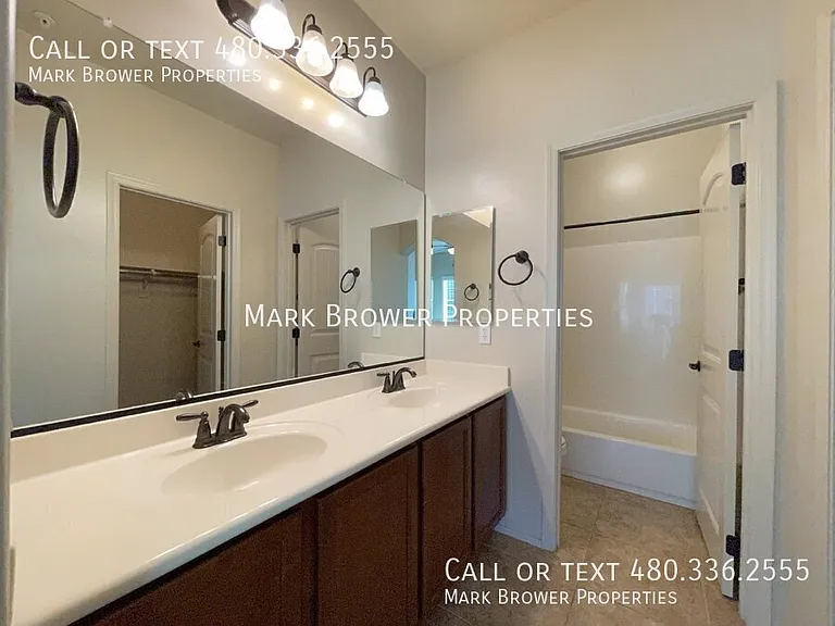 4729 E Waterman St #102 — Photo 9