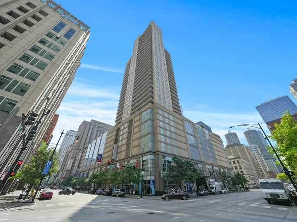 545 N Dearborn St APT 2607, Chicago, IL 60654