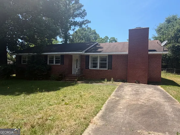 1005 N 1st St, Fort Valley, GA 31030