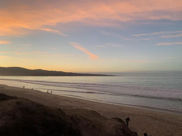 125 Surf Way APT 327, Monterey, CA 93940