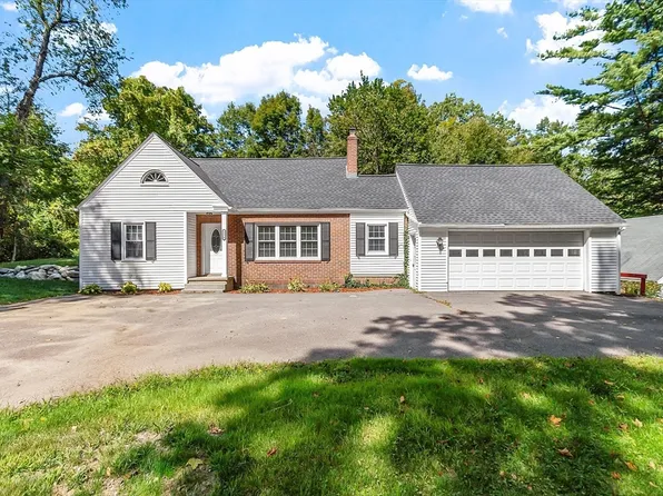 1178 Northfield Rd, Lunenburg, MA 01462