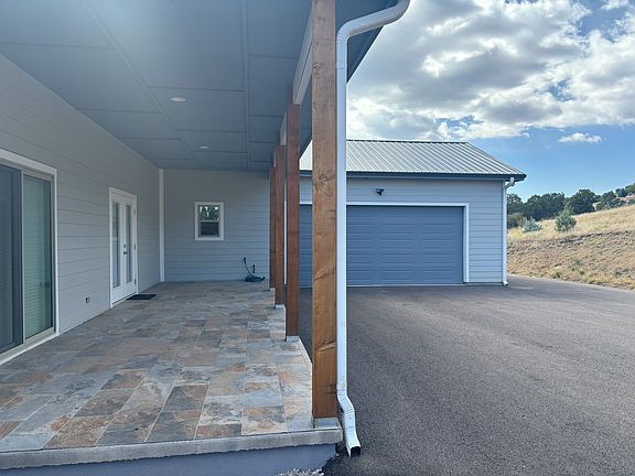 2nd image of 115 Antler Dr