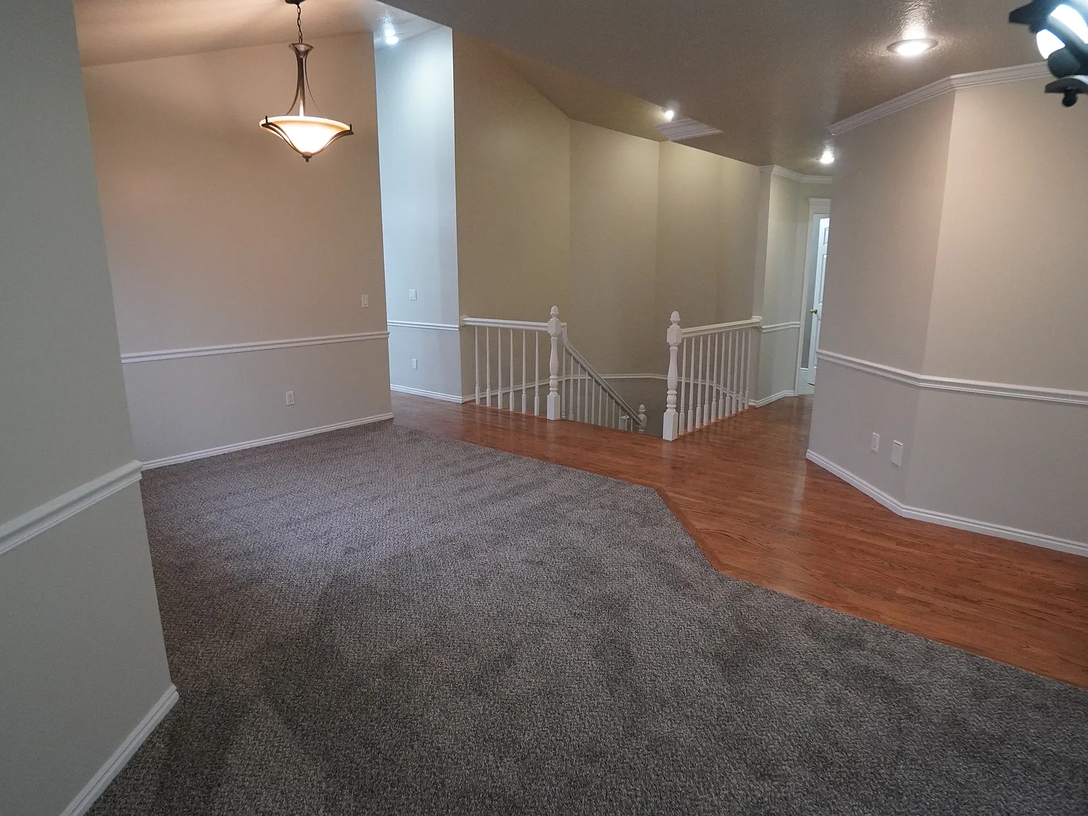 Beautiful home 1043 Brook Haven Dr, Kaysville — Photo 3
