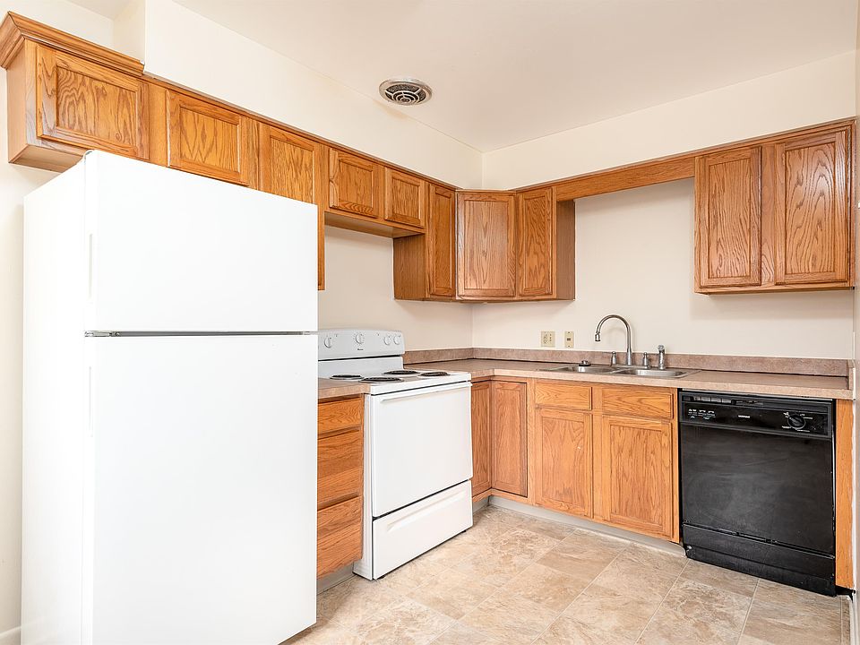 1st image of 2937 Kenwick Cir APT 4