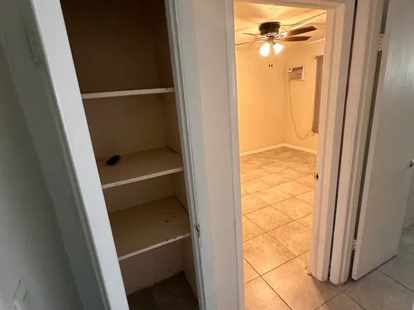 13395 Arch Creek Rd, Miami, FL 33181