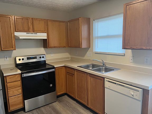 5th image of 1815 Meadowlawn Dr