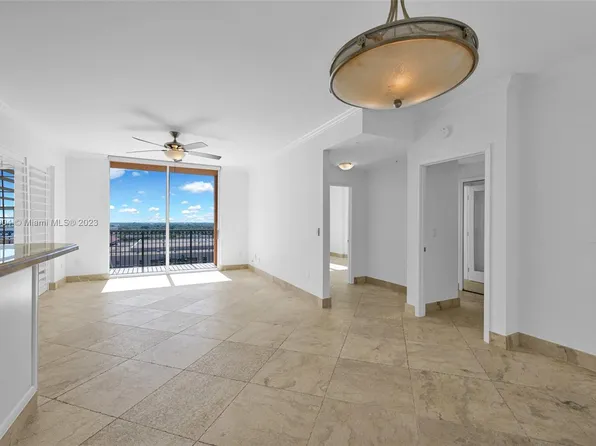 651 Okeechobee Blvd APT 1003, West Palm Beach, FL 33401