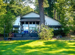 1805 E Lake Dr, Gladewater, TX 75647