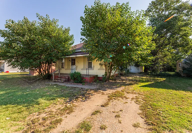 308 N Reno St — Photo 2