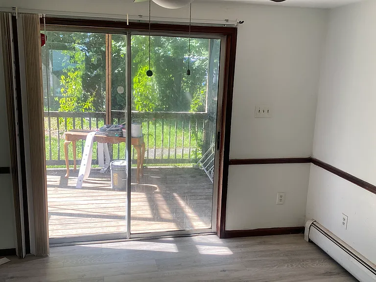 230 Citizens Ave #1 — Photo 10