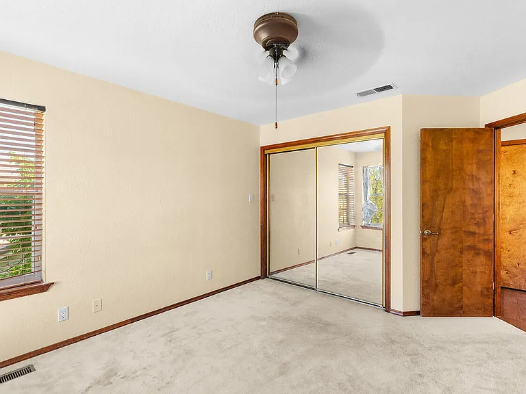 9441 Allande Rd NE — Photo 32